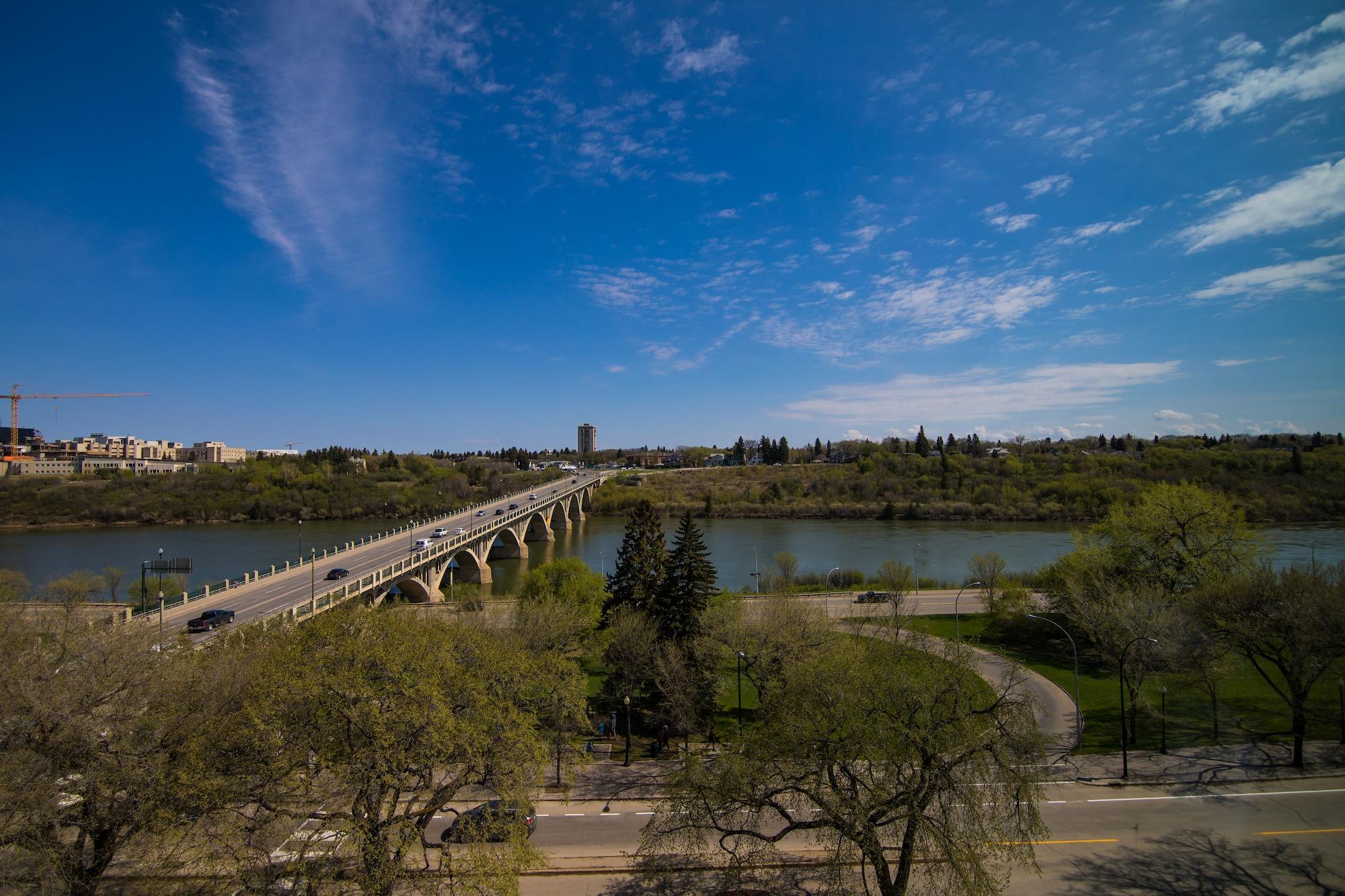 Park Town Hotel Saskatoon Exterior foto
